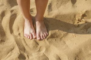 Top 19 cvičení pro prevenci ploché nohy na pláži