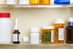 Lékárnička: kde a jak ukládat léky