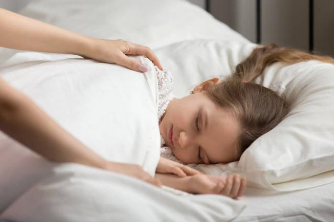 Jak dát dítě spát: Top 5 Osvědčený způsob,