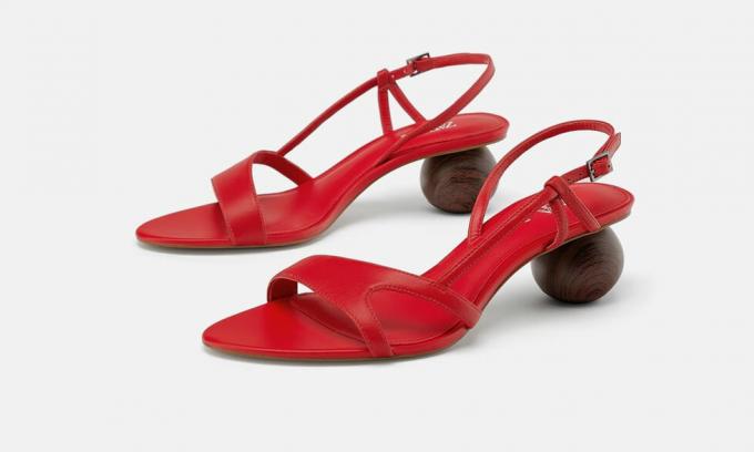 Kožené sandály s kulatým podpatky Mango, cena 4999 rublů