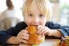 Žádné klobásy a klobásy: jídlo ve školních jídelnách se dostává do zdravé normy