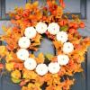 Podzimní věnec na dveře: 15 nejlepších nápadů