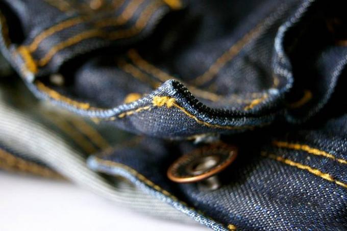 Abeceda švadlena: montáŞi těsné džíny na obrázku