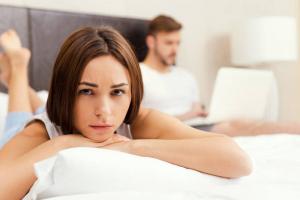 Manžel nerespektuje své ženě příčiny a jak se bránit?