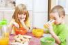 Jak krmit dítě v létě: užitečné potraviny pro imunitu dětí